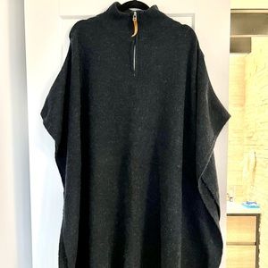 Vero Moda mockneck pullover sweater cape